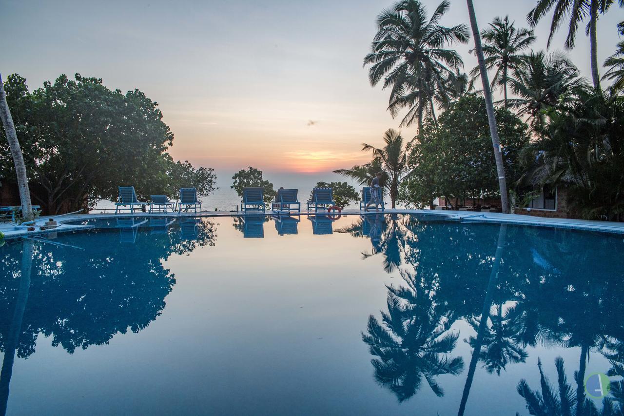 The Eco Hotell Varkala Exteriör bild