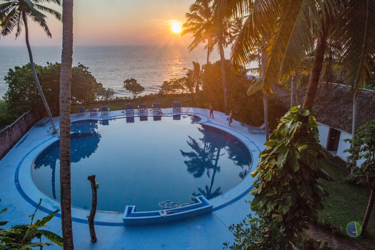 The Eco Hotell Varkala Exteriör bild